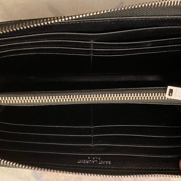 Authentic Saint Laurent Paris Women Leather Zip-Around Wallet Black Mint Cond'n - Picture 6 of 6